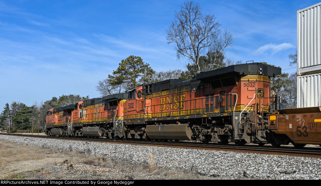 BNSF 5032